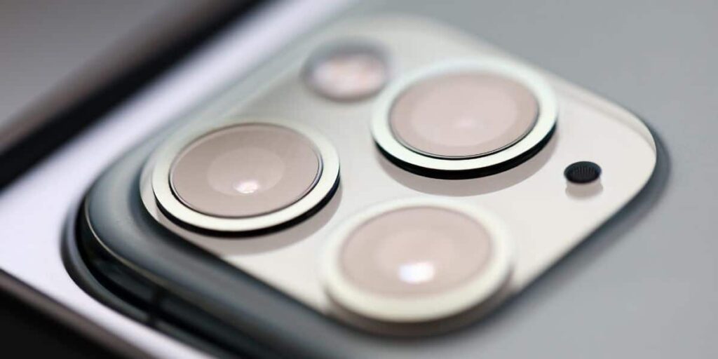 iPhone com Câmera Embaçada