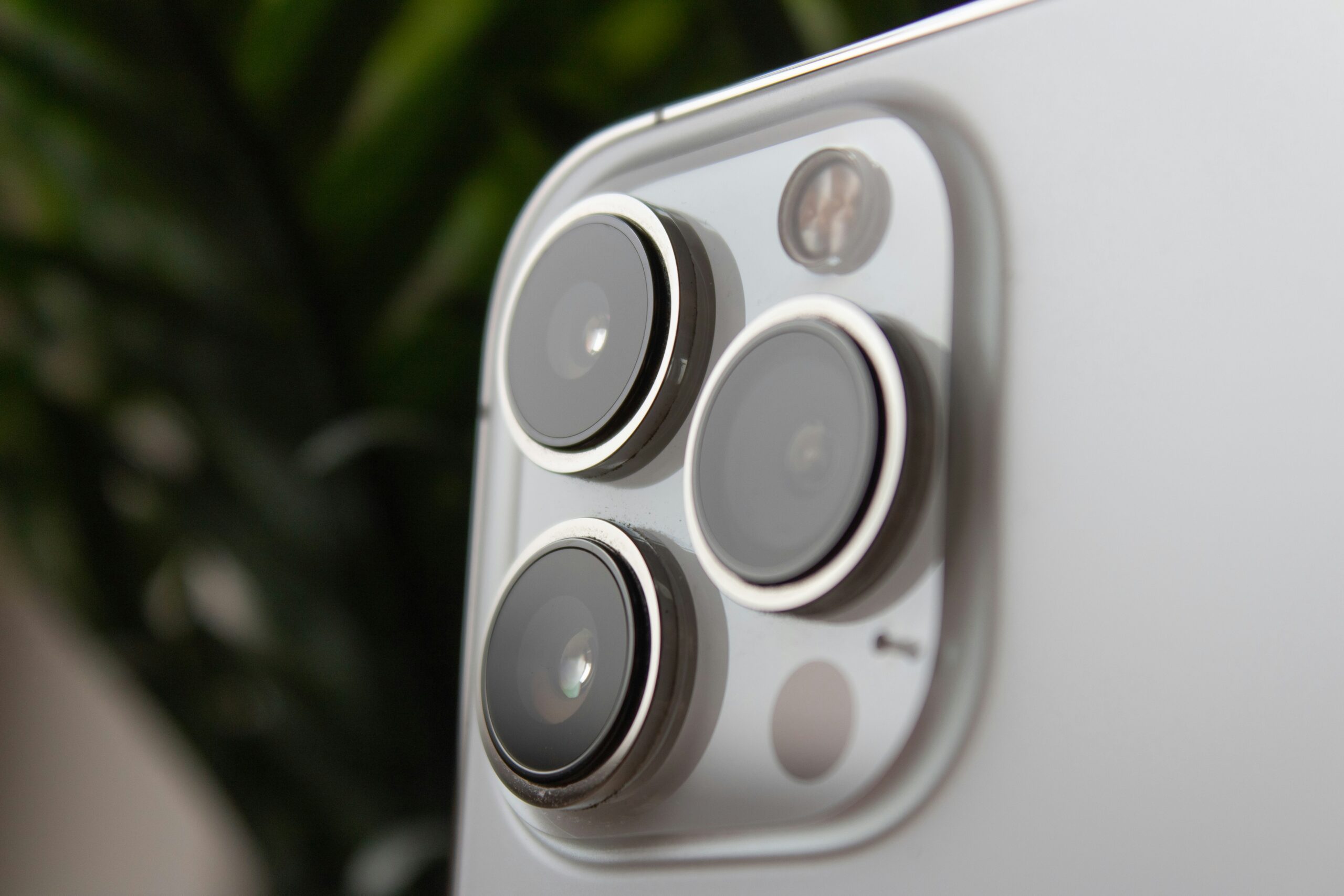 Câmera do iPhone 16 Pro Embaçada